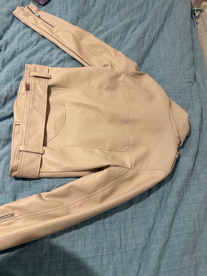 LCW Vision Kadın Ekru Deri Görünümlü Ceket - Görsel 4