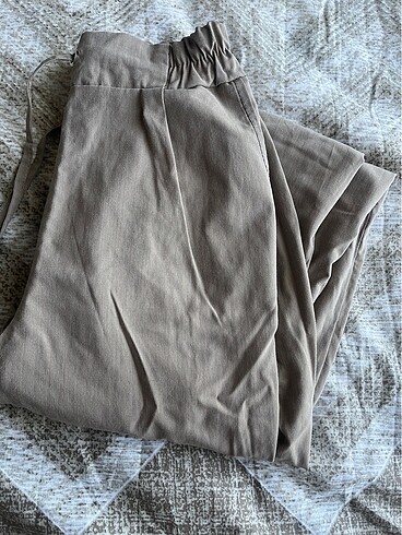 Bej pantolon