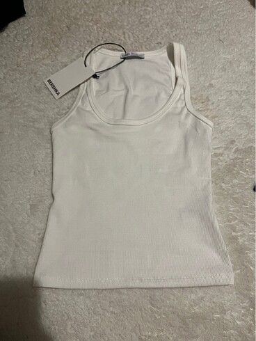 BERSHKA atlet