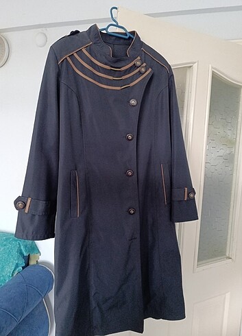 Trençkot yağmurluk mont kaban  - Görsel 2