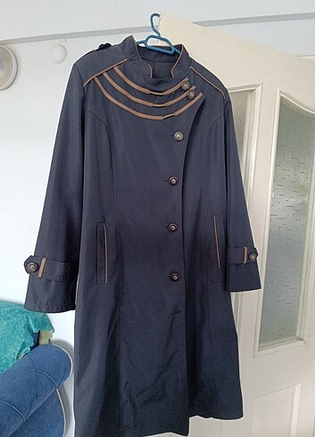Trençkot yağmurluk mont kaban  - Görsel 3
