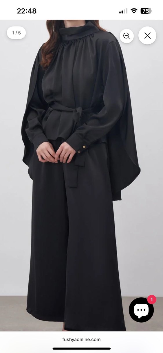 Siyah Uzun Kollu arkası pelerinli takım - Görsel 2