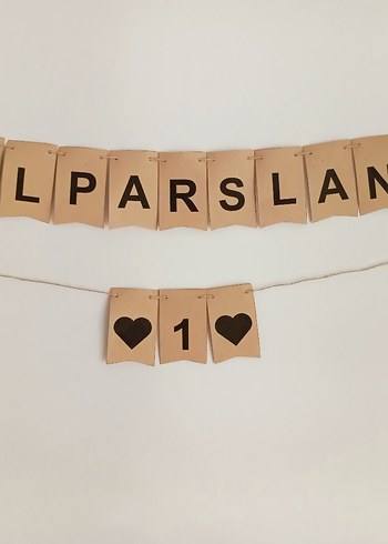 Bej Parti Afişi Kalpli ve Sayılı