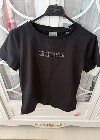 Guess Guess Siyah Baskılı Kısa Kollu Tişört