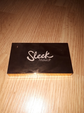 sleek palet