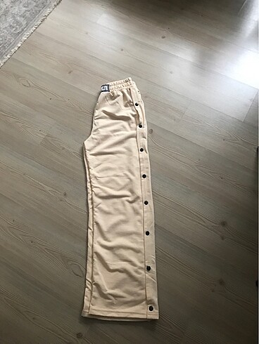 m Beden ten rengi Renk Pantolon