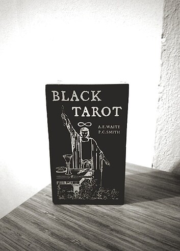 Black Tarot
