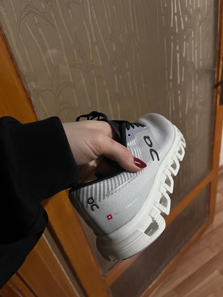 On Koşu Ayakkabısı 
On Cloud 6 Push - Görsel 3