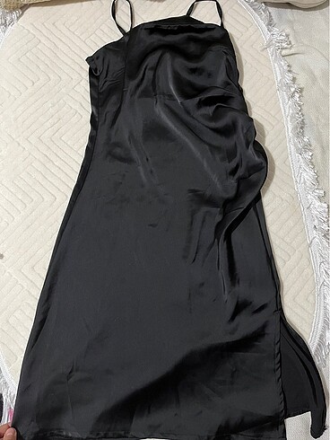 Zara saten elbise
