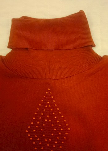 Kırmızı kolsuz kadın kazak - Görsel 4