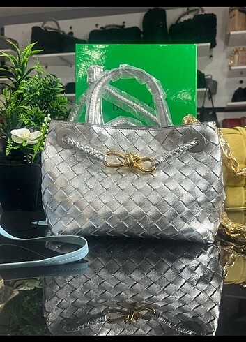 Bottega Veneta Bayan çanta 