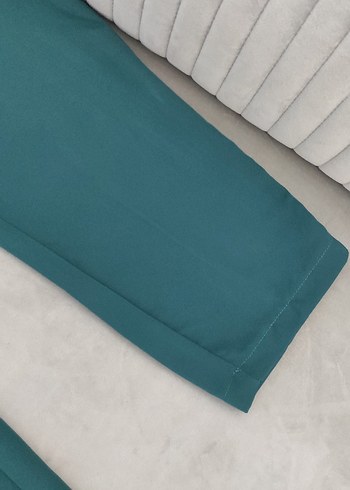 Düğmeli Cep Detaylı Kumaş Pantolon - Görsel 3