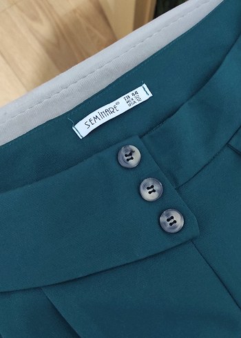 Düğmeli Cep Detaylı Kumaş Pantolon - Görsel 8