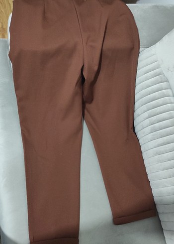 Kadın Kahverengi Pilili Kumaş Pantolon - Görsel 2