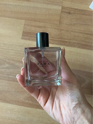 Zara woman fruıty