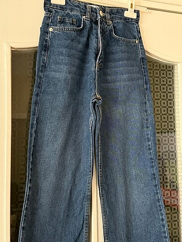 34 Beden Stradivarius jean