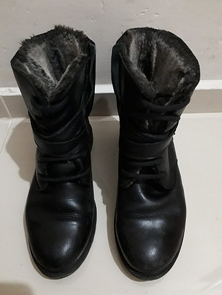 Zara Siyah bot