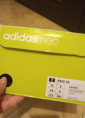 43 Beden beyaz Renk Adidas neo erkek ayakkabı