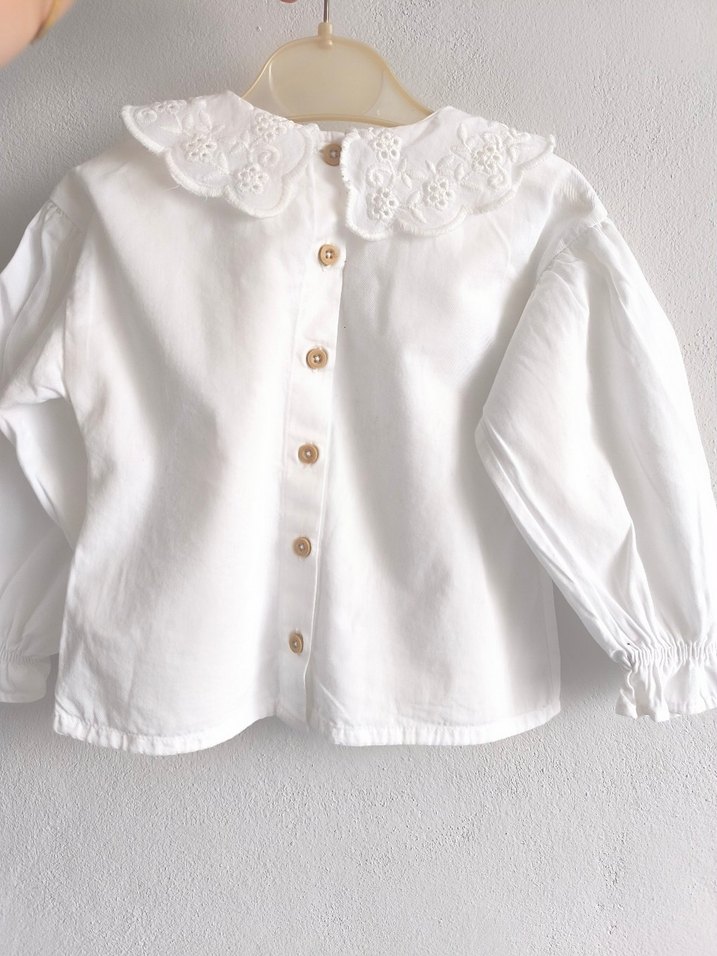 Kız Çocuk Beyaz Nakışlı Keten Gömlek - Görsel 4