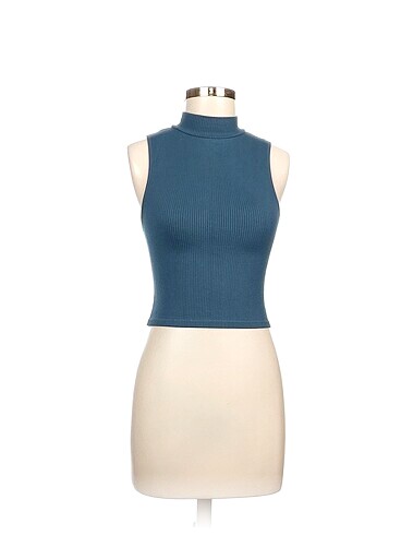Zara Bluz %70 İndirimli.