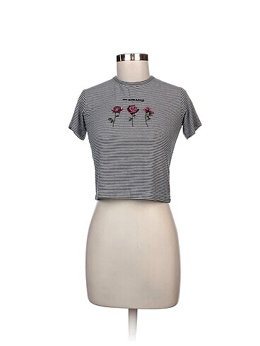 Topshop T-shirt %70 İndirimli.