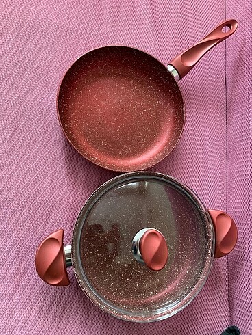 Kırmızı tencere seti 24 cm 3 parça