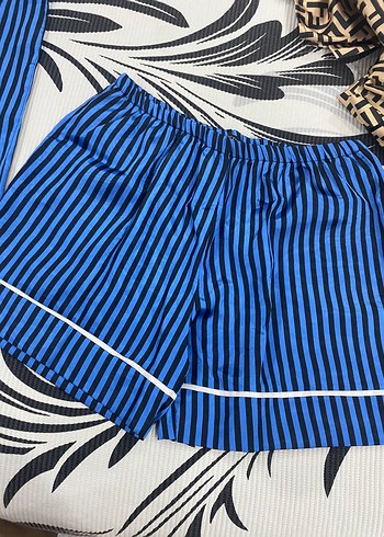 Victoria s Secret Lacivert Zebra Desenli Kısa Kollu Mini Pijama Takımı