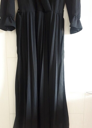Robin Günlük uzun,pileli siyah elbise