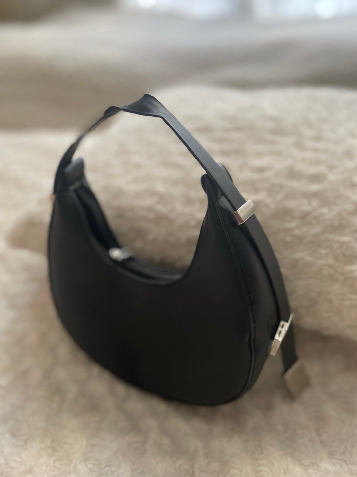 Siyah Deri Minimalist Kadın Çanta - Görsel 3