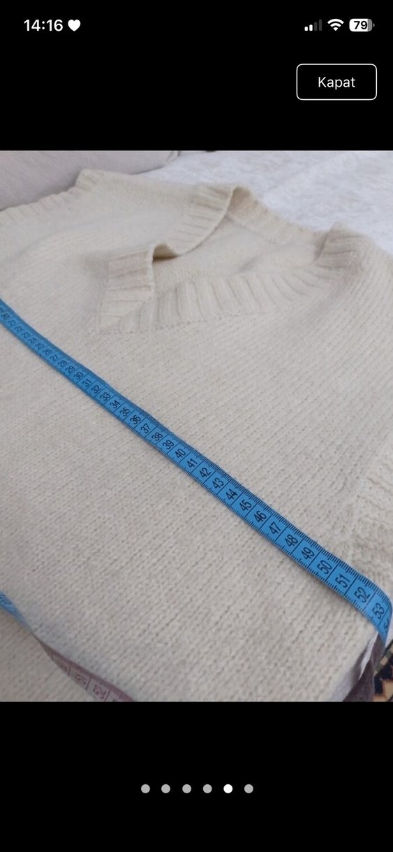 V Yaka kırık beyaz krem tonunda  Triko Süveter - Görsel 5