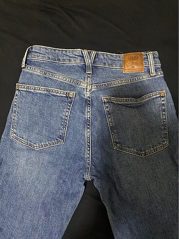 s Beden colins jean