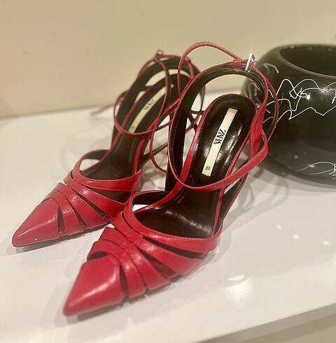 Zara Kırmızı Ayakkabı