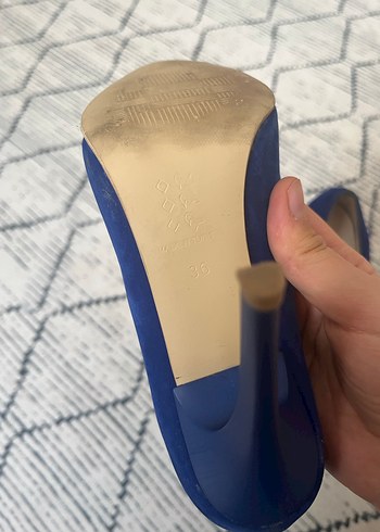 Koyu Mavi Süet Stiletto Yılan Desenli Kadın Ayakkabı - Görsel 4