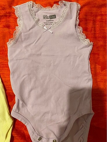 HelloBaby Kız bebek çıtçıtlı body 6 ay lila sarı. Biri sıfır diğeri bir ke