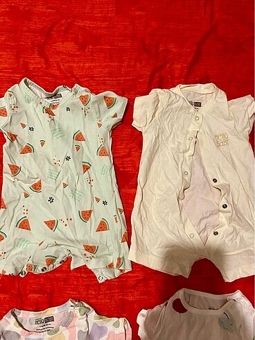 3 Ay Beden Kısa kollu bebek çıtçıtlı body tulum 3ay. Kimi sıfır kimi birler