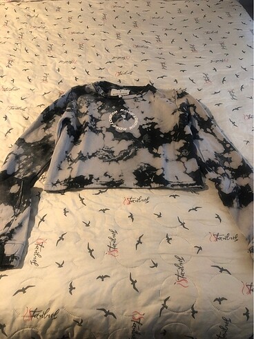 Batik crop sweat
