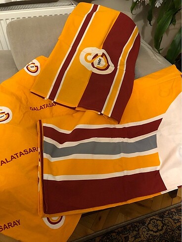 Beden Tek kişilik Galatasaray lisanslı Taç nevresim takımı