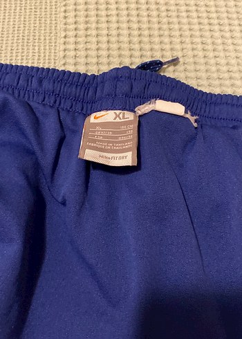 Mavi Rahat Kesim erkek deniz şortu Markası Nike orijinal ürün - Görsel 7