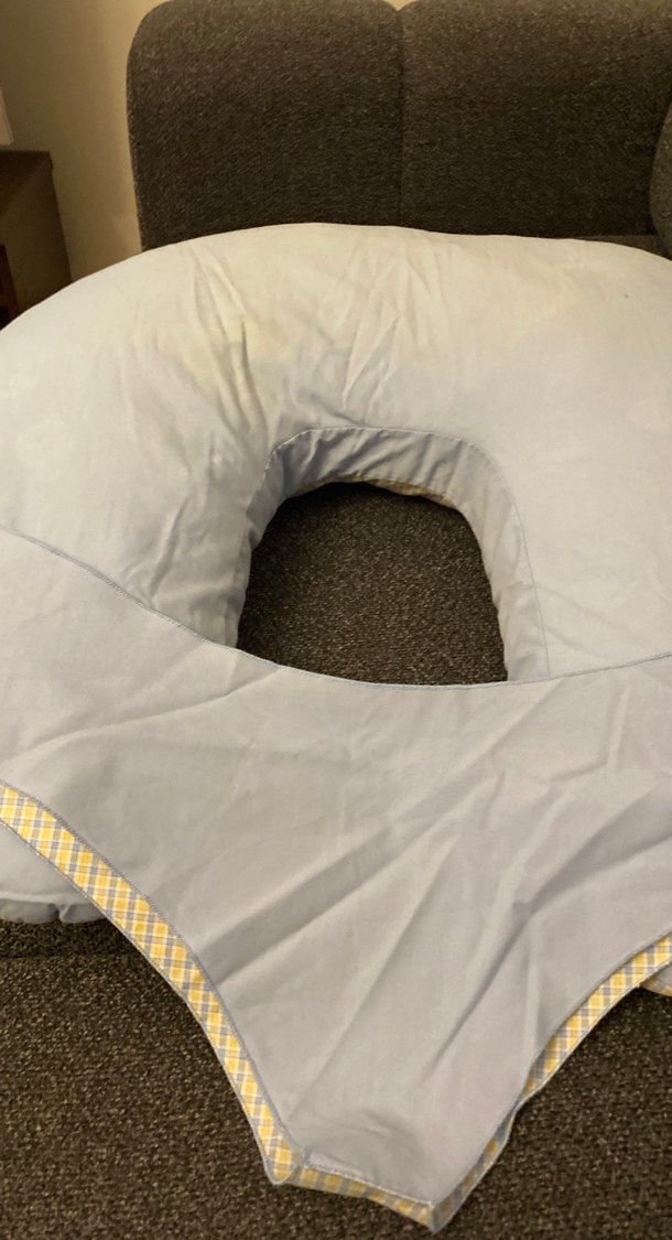 Gri Emzirme ve Hamile Yastığı bazı yerlerde lekeler var - Görsel 2