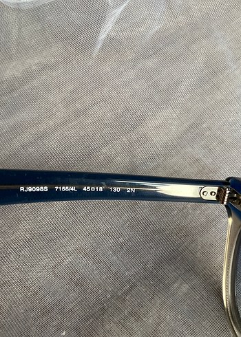 Şeffaf Çerçeveli Mavi Gri cocuk Güneş Gözlüğü - Görsel 4