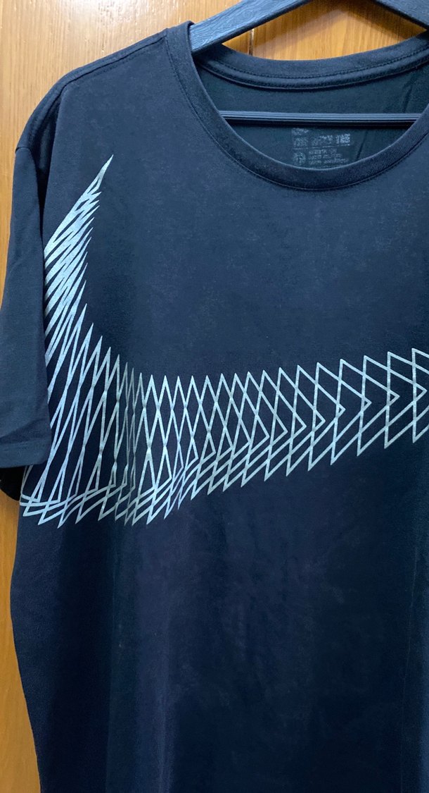 Siyah Baskılı Erkek Tişörtu - Görsel 4