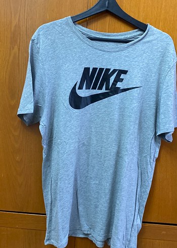 Nikenin erkek tişörtü Lbeden gri - Görsel 2