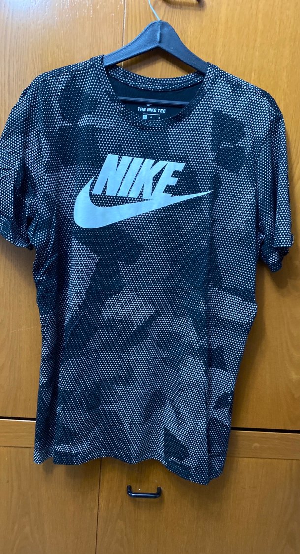 Nike Siyah Baskılı Erkek Spor Tişörtü - Görsel 2