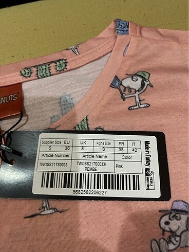 s Beden Yazlık desenli bayan tişörtü sıfır etiketli ürün