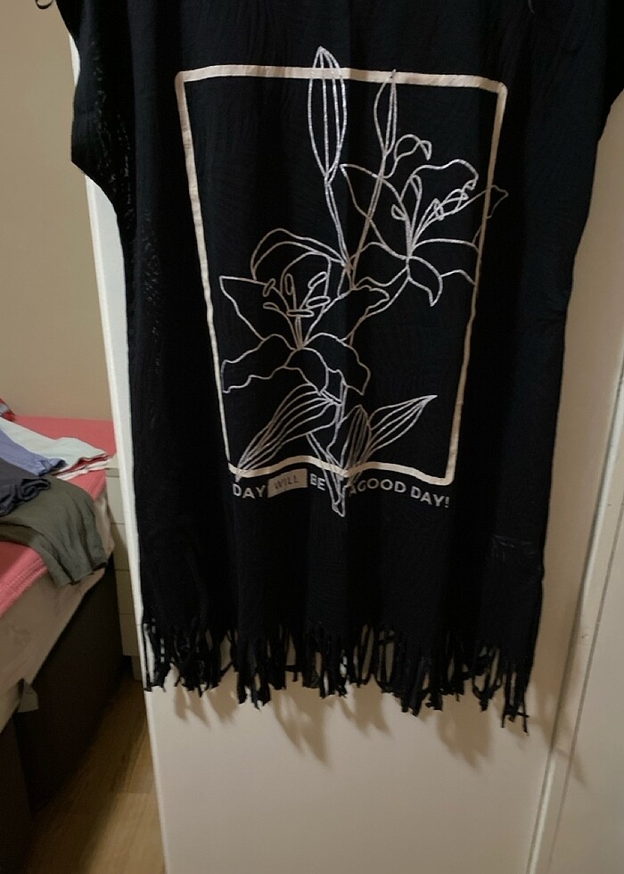 Mayo üstüne kullanılan pareo çok şık bir  ürün - Görsel 3