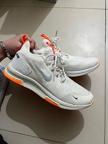 40 Beden beyaz Renk Nike Spor Ayakkabı
