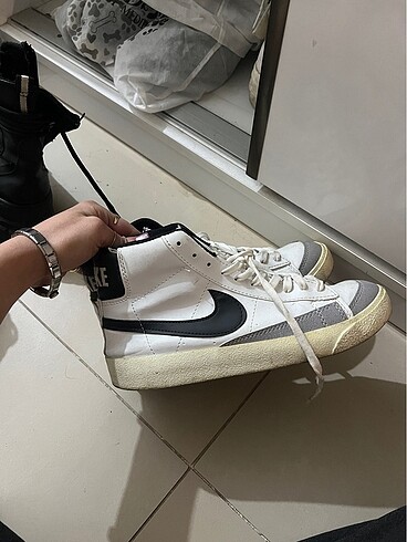 40 Beden beyaz Renk Nike Blazer Ayakkabı