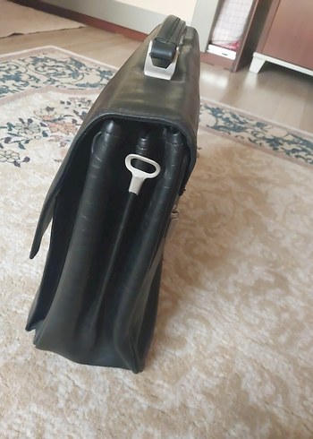 Beden Klasik Siyah Deri Erkek Bilgisayar Evrak Çantası