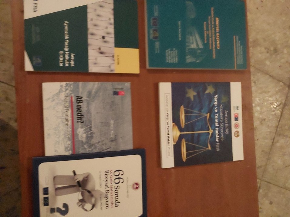 Üniversite Hukuk Kitapları Seti 5 Kitap - Görsel 3