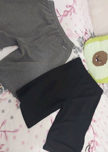 Nike Gri ve Siyah Rahat Mini Şort - Görsel 4